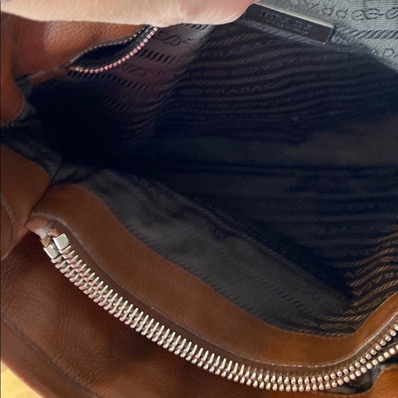 Brown leather authentic Prada satchel - Picture 6 of 6